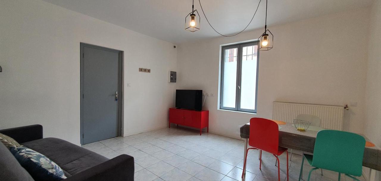 Chez Mamita : Appartement Dans Quartier Calme. Carcasona Exterior foto